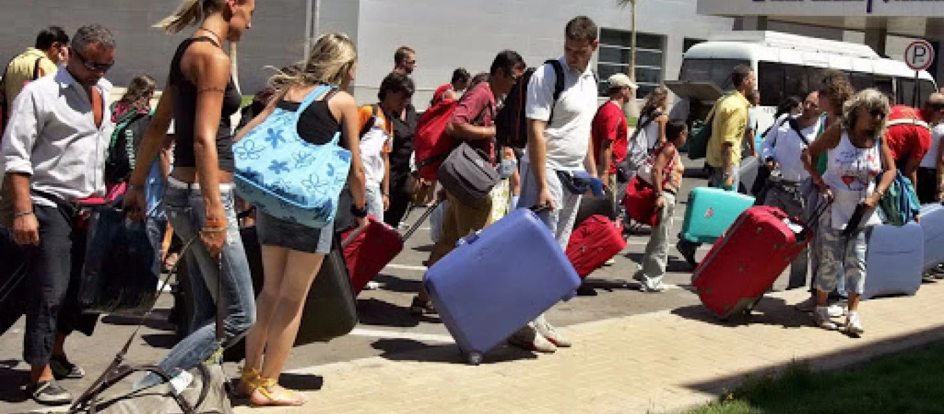 Δόθηκε στην δημοσιότητα το «κηδειόχαρτο» του Τουρισμού: Σε καραντίνα τουρίστες από 35 χώρες